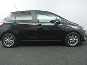 Toyota Yaris thumbnail 13