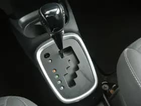 Toyota Yaris thumbnail 21