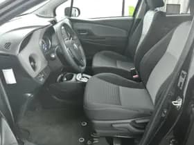 Toyota Yaris thumbnail 7