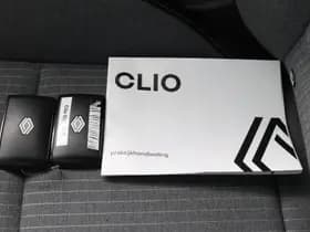 Renault Clio thumbnail 12