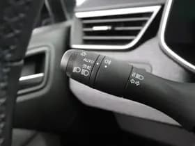 Renault Clio thumbnail 25