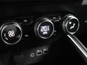 Renault Clio thumbnail 27