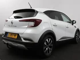 Renault Captur thumbnail 2