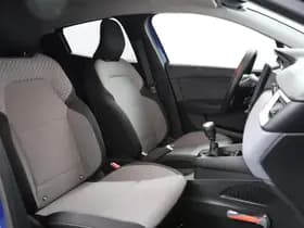 Renault Clio thumbnail 11