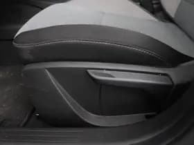 Renault Clio thumbnail 10