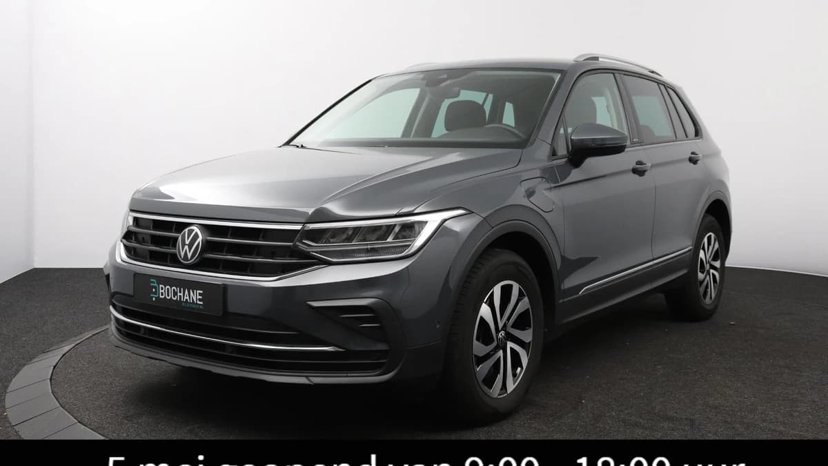 Volkswagen Tiguan — foto 1