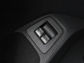 Volkswagen Tiguan thumbnail 39