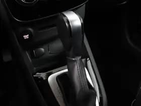 Renault Clio thumbnail 19