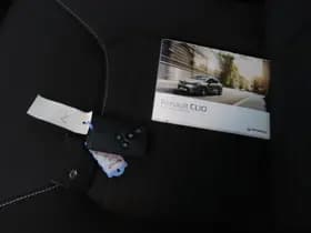 Renault Clio thumbnail 9