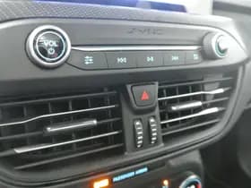 Ford Focus thumbnail 25