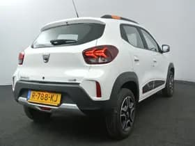 Dacia Spring thumbnail 2