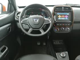 Dacia Spring thumbnail 3