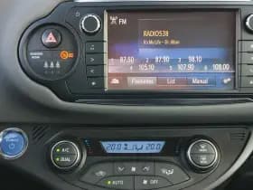 Toyota Yaris 1.5 Hybrid Edition S | Camera | Cruise | Lane Assist | Stoelverwarming thumbnail 16