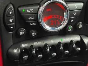 MINI Countryman 1.6 John Cooper Works ALL4 Chili | Panorama | Navi | Leder | Stoelverwarming thumbnail 18