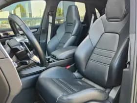 Porsche Cayenne 3.0 E-Hybrid Platinum Edition | ACC | Carplay | Trekhaak | Panorama thumbnail 11