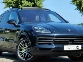 Porsche Cayenne 3.0 E-Hybrid Platinum Edition | ACC | Carplay | Trekhaak | Panorama thumbnail 3