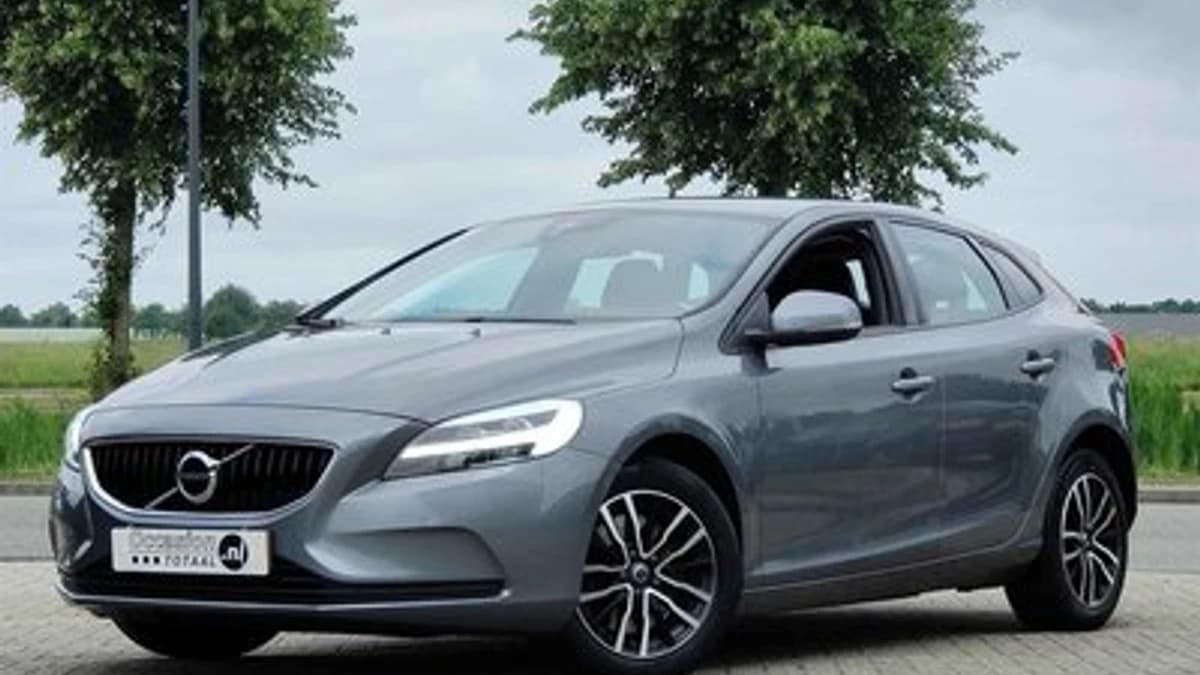 Volvo V40 1.5 T2 Polar+ | Automaat | Full LED | Stoelverwarming — foto 1
