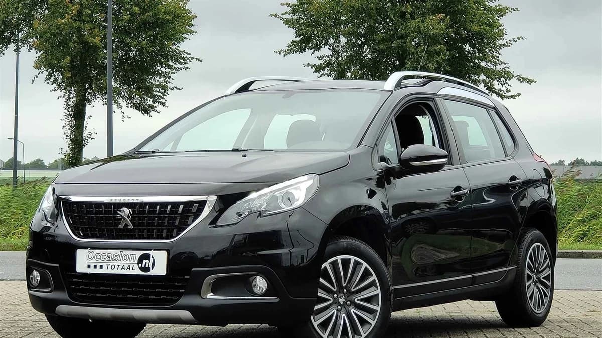 Peugeot 2008 1.2 PureTech Blue Lion | Carplay | Navi | Cruise — foto 1