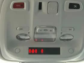 Peugeot 308 1.2 PureTech Blue Lease Executive | Panorama | Rijstrooksensor | Navigatie | PDC thumbnail 23