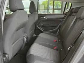 Peugeot 308 1.2 PureTech Blue Lease Executive | Panorama | Rijstrooksensor | Navigatie | PDC thumbnail 9