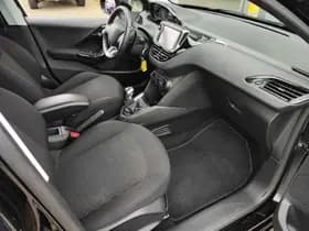 Peugeot 208 1.2 PureTech Signature | Carplay | Navi | Cruise thumbnail 12