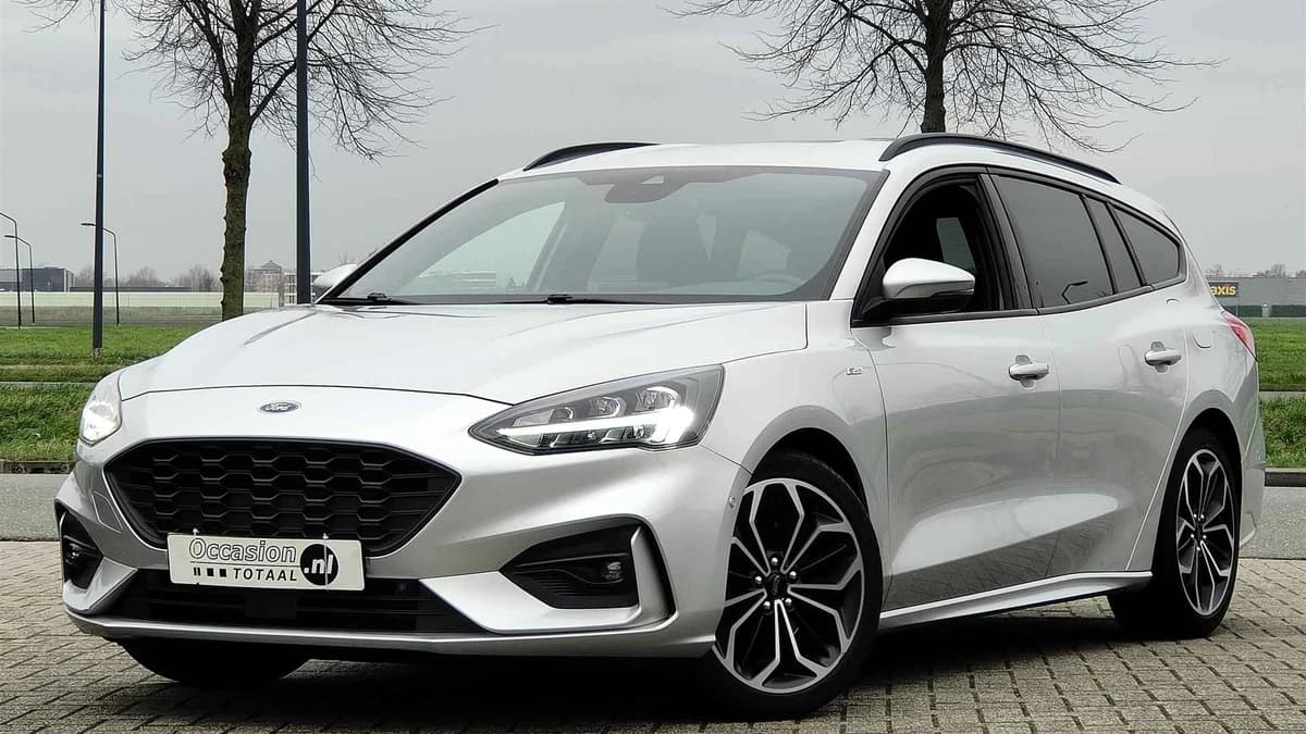 Ford FOCUS Wagon 1.0 EcoBoost Titanium Business | Automaat | Carplay | Camera | Led | Stuur+ Stoelverwarming — foto 1