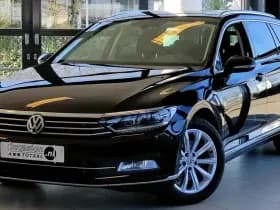 Volkswagen Passat Variant 1.6 TDI Highline | Leder | Navigatie