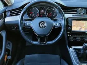 Volkswagen Passat Variant 1.6 TDI Highline | Leder | Navigatie thumbnail 18