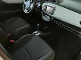 Toyota Yaris 1.5 Full Hybrid Dynamic | Camera | Climate | Cruise | Bluetooth thumbnail 12