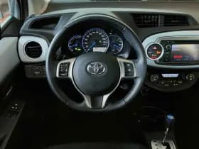 Toyota Yaris 1.5 Full Hybrid Dynamic | Camera | Climate | Cruise | Bluetooth thumbnail 15