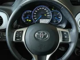 Toyota Yaris 1.5 Full Hybrid Dynamic | Camera | Climate | Cruise | Bluetooth thumbnail 16