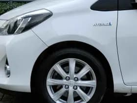 Toyota Yaris 1.5 Full Hybrid Dynamic | Camera | Climate | Cruise | Bluetooth thumbnail 9