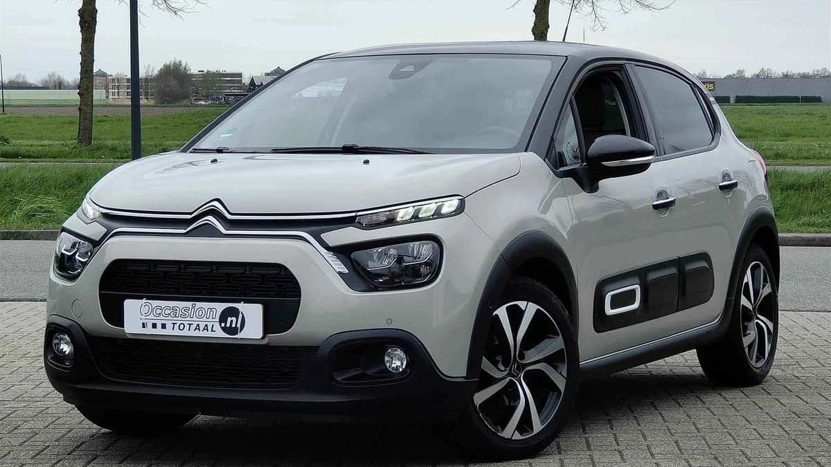 Citroën C3 1.2 PureTech Shine | Automaat | Camera | Carplay | Trekhaak — foto 1