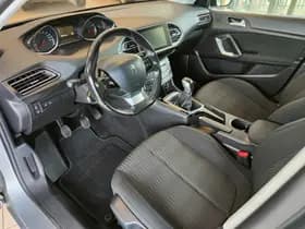 Peugeot 308 SW 1.2 PureTech Blue Lease thumbnail 8