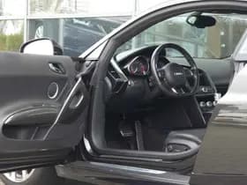 Audi R8 thumbnail 13