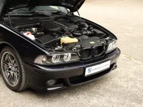 BMW M5 thumbnail 2