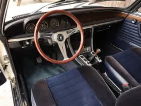 BMW CS thumbnail 8