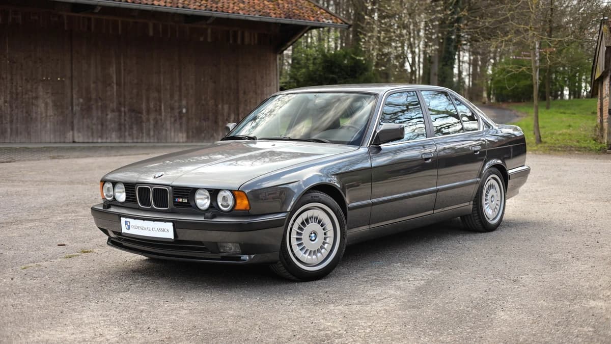 BMW M5 — foto 1