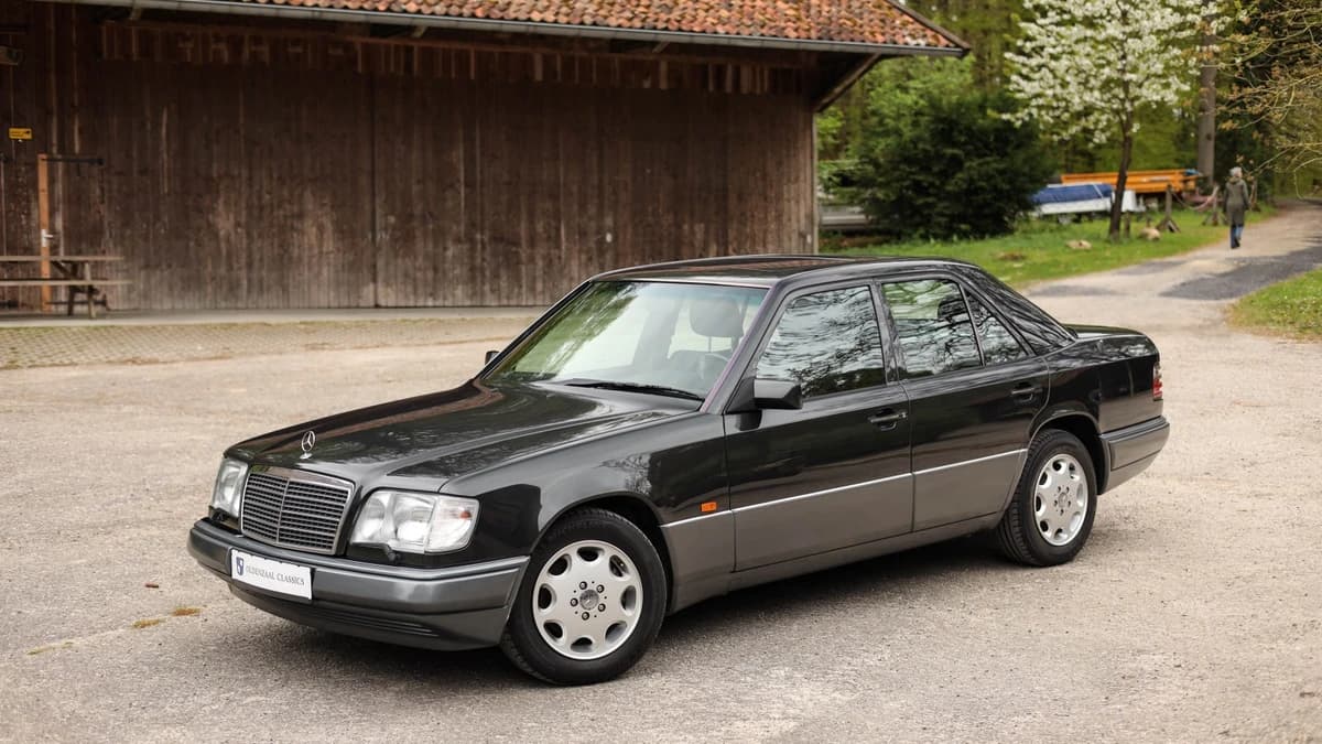 Mercedes-Benz E-Klasse — foto 1