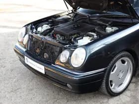 Mercedes-Benz E-Klasse thumbnail 2