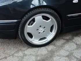 Mercedes-Benz E-Klasse thumbnail 3