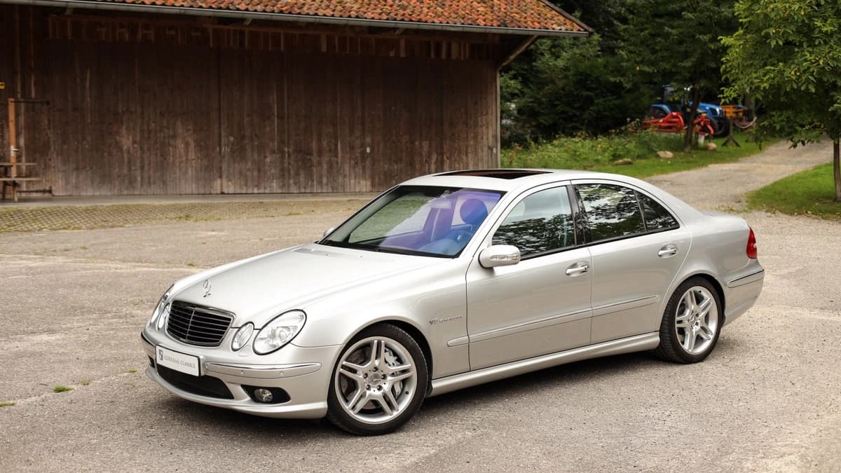 Mercedes-Benz E-Klasse — foto 1