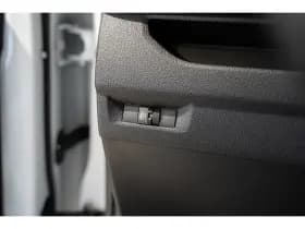 Opel Vivaro thumbnail 16
