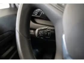 Opel Vivaro thumbnail 21