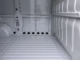 Opel Movano thumbnail 9