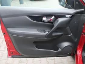 Nissan Qashqai thumbnail 5