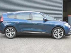 Renault Scénic thumbnail 17