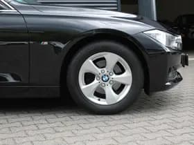 BMW 3-Serie thumbnail 16