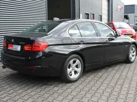 BMW 3-Serie thumbnail 18