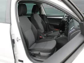Škoda Octavia thumbnail 4
